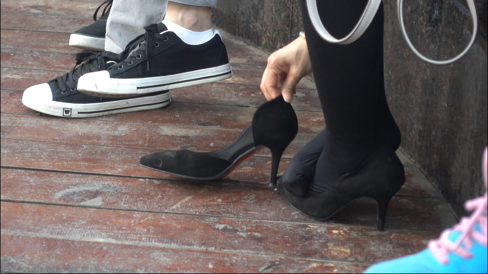 streetsnapdangl[00 03 02][20181130 001150 1]